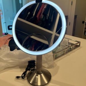 8 inch SumpleHuman mirror